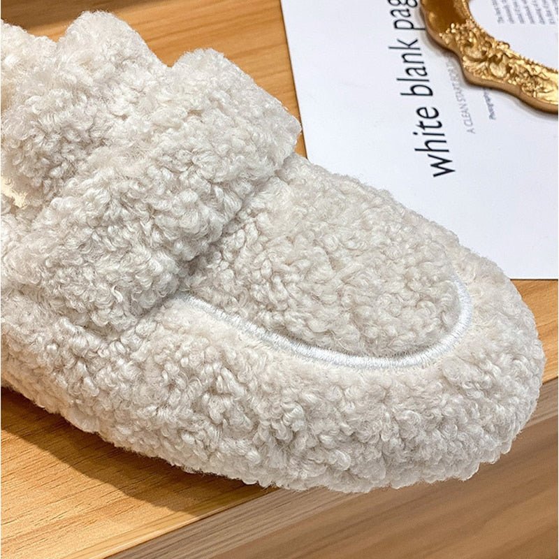 Plush-Lined Comfort Moccasins for Women