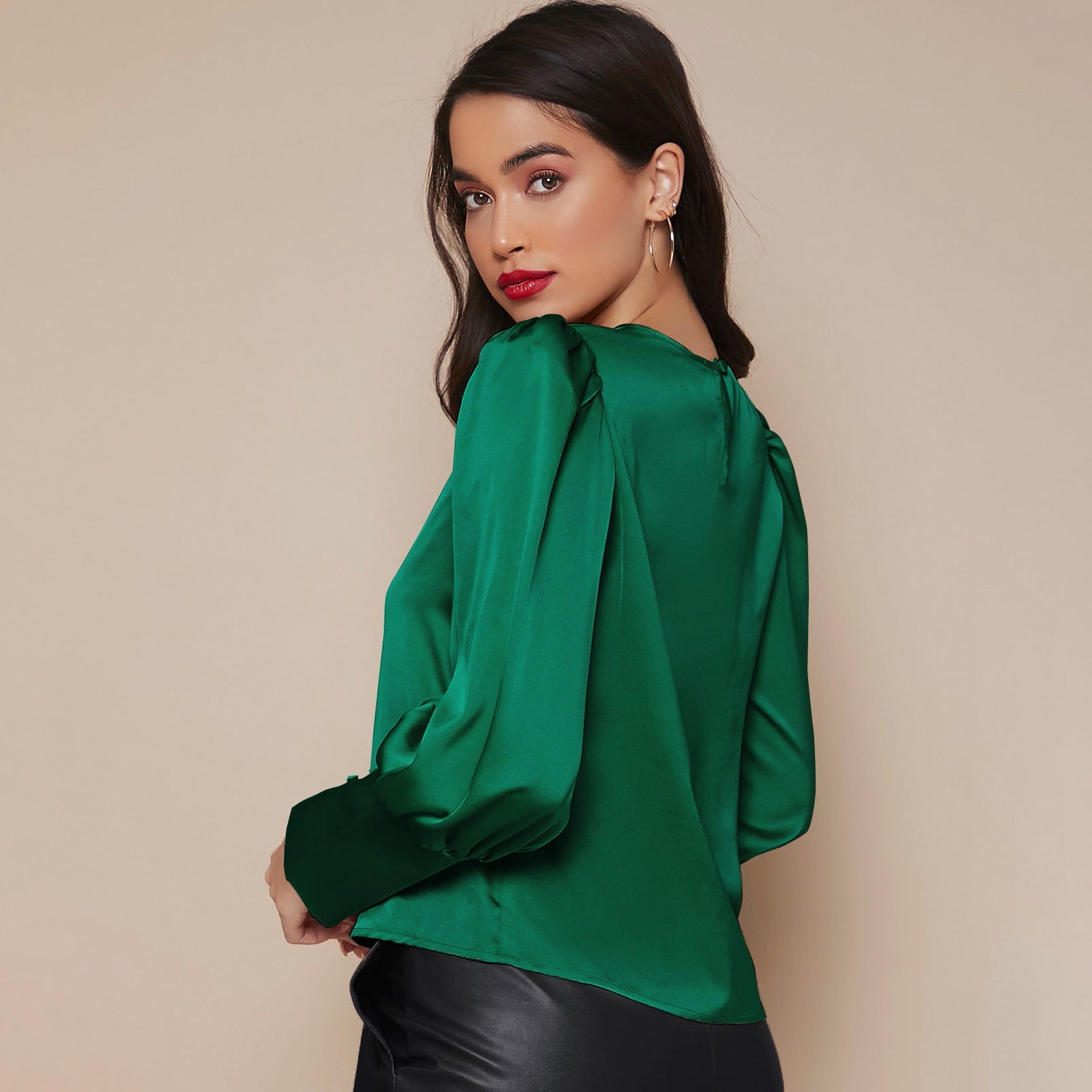 Chemise Satin à Manches Longues pour Femme - Emilia Lane