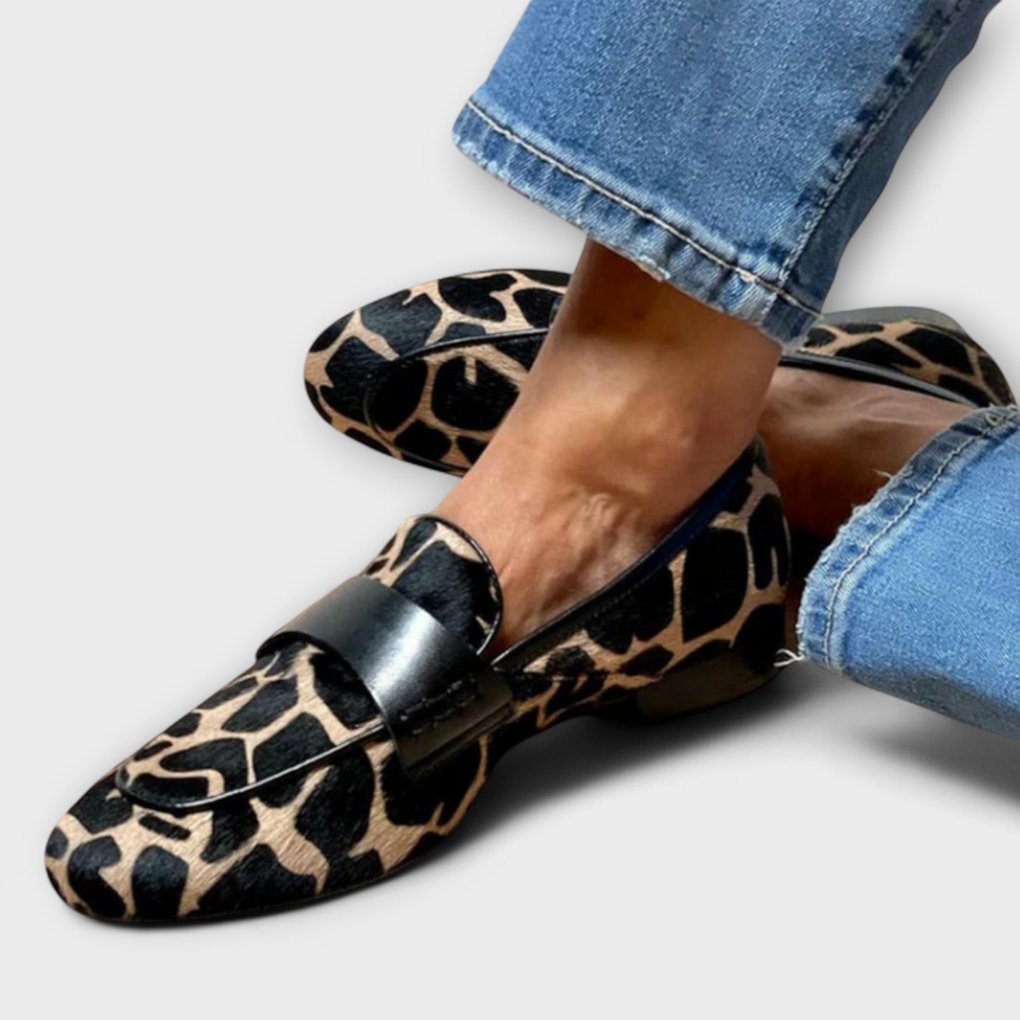 Comfort Suede Moccasins with Leopard Print for Women