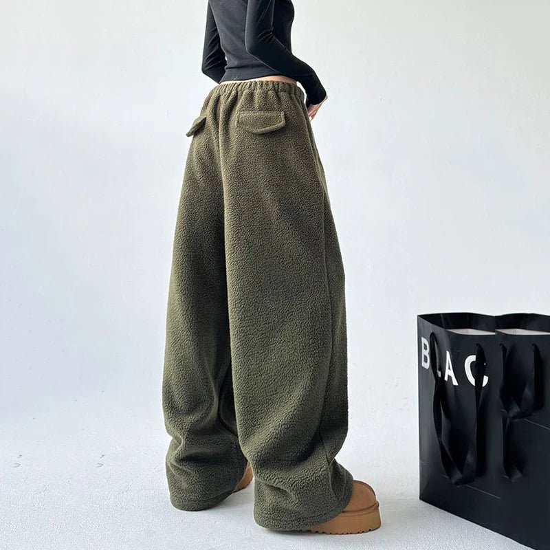 Pantalon détente à jambe large pour femme - Emilia Lane