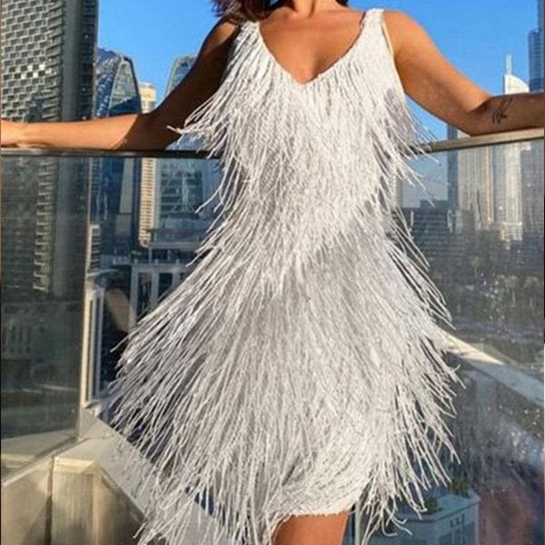 Robe de soirée à franges silhouette flatteuse élégante - Emilia Lane