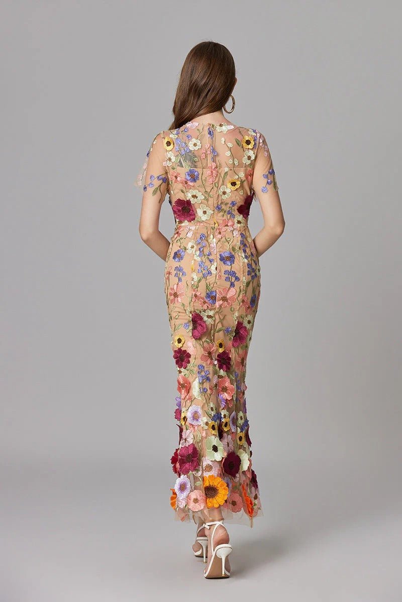 Robe Longue sans Manches à Appliqué Floral pour Femme | Idéale pour les Sorties - Emilia Lane