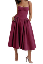 Robe Midi à Träger Ajustée et Plissée pour Femme | Idéale pour les Sorties - Emilia Lane