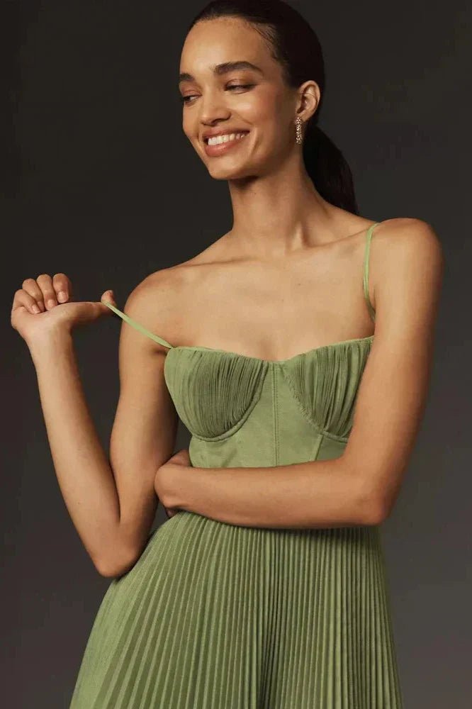 Robe Midi Plissée à Bretelles pour Femme | Idéale pour les Soirées - Emilia Lane