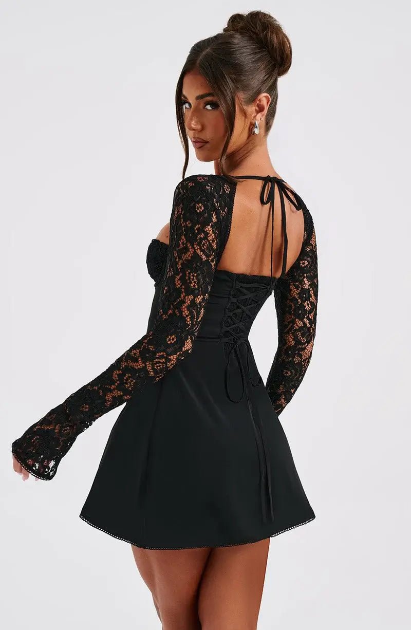 Robe Moulante à Manches en Dentelle pour Femme - Emilia Lane