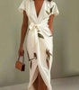 Robe portefeuille satin imprimée pour femmes - Emilia Lane