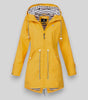 Veste Imperméable à Capuche et Cintrée pour Femme | Idéale pour le Quotidien - Emilia Lane